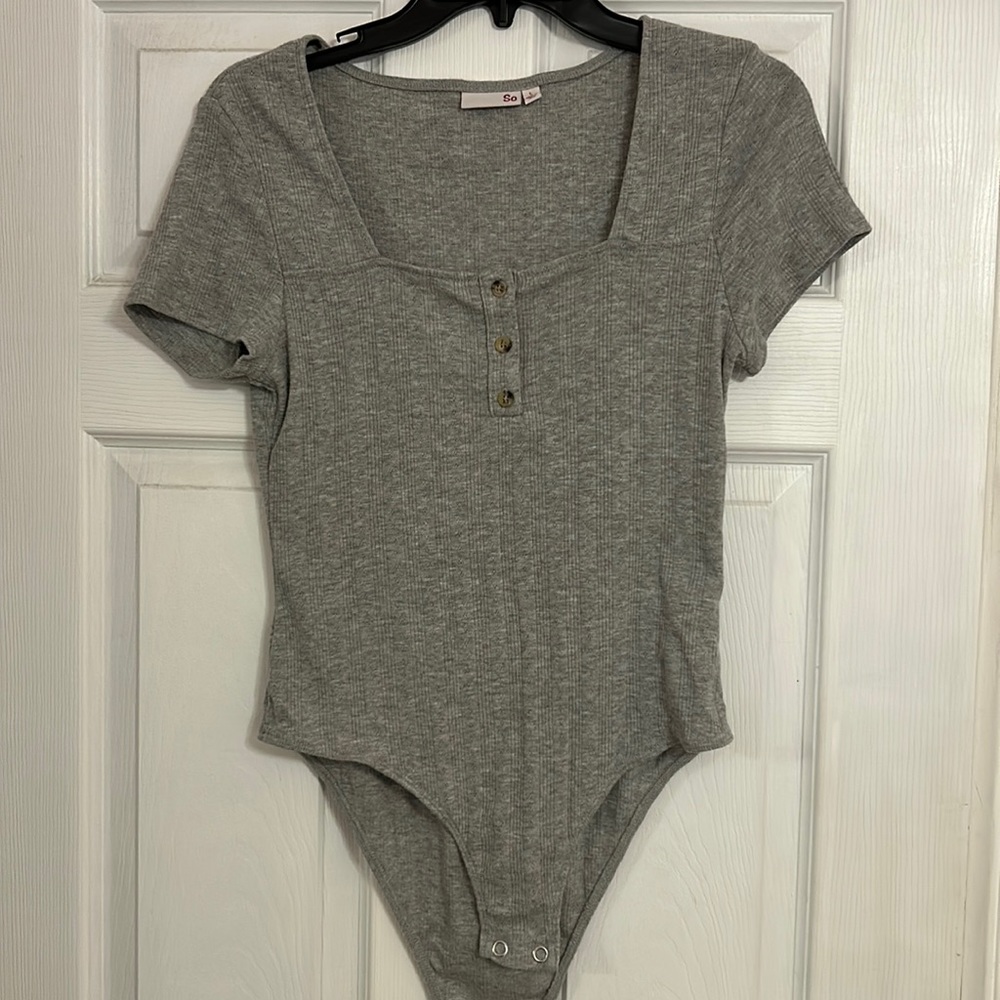 Square neck SO bodysuit